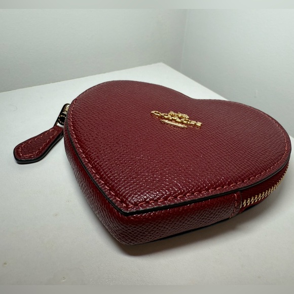 COACH - Heart  Coin Case ❤️🆕 - Picture 3 of 6